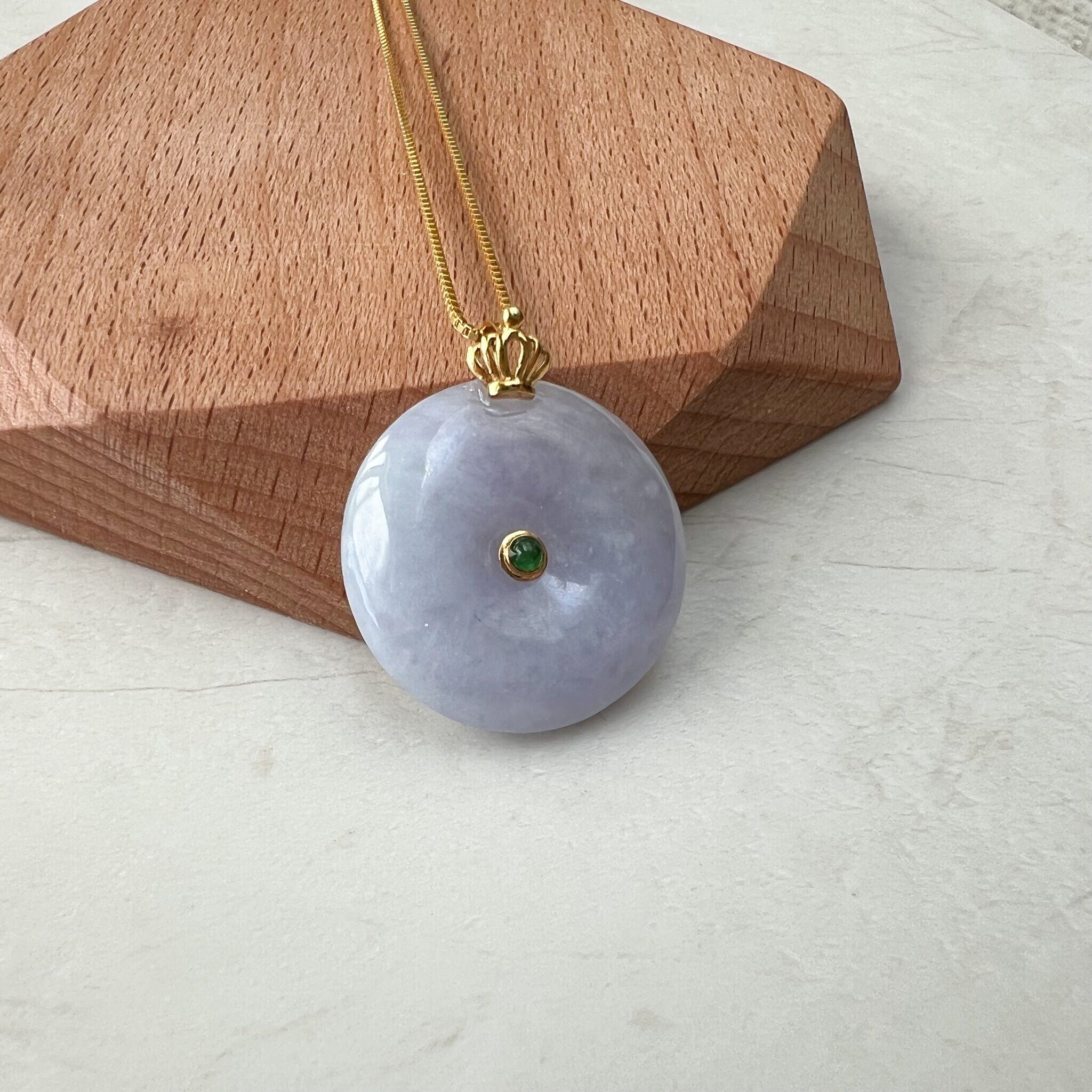 紫翡翠丸型58～59ハングル Purple Jade Donut Ping an Kou Pendant With 18K Gold, Jadeite