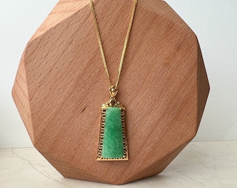 Wisiorek z jadeitu Heart Harmony, zielony jadeit z wisiorkiem ze złota 18K, QZM-0921-DYD55195