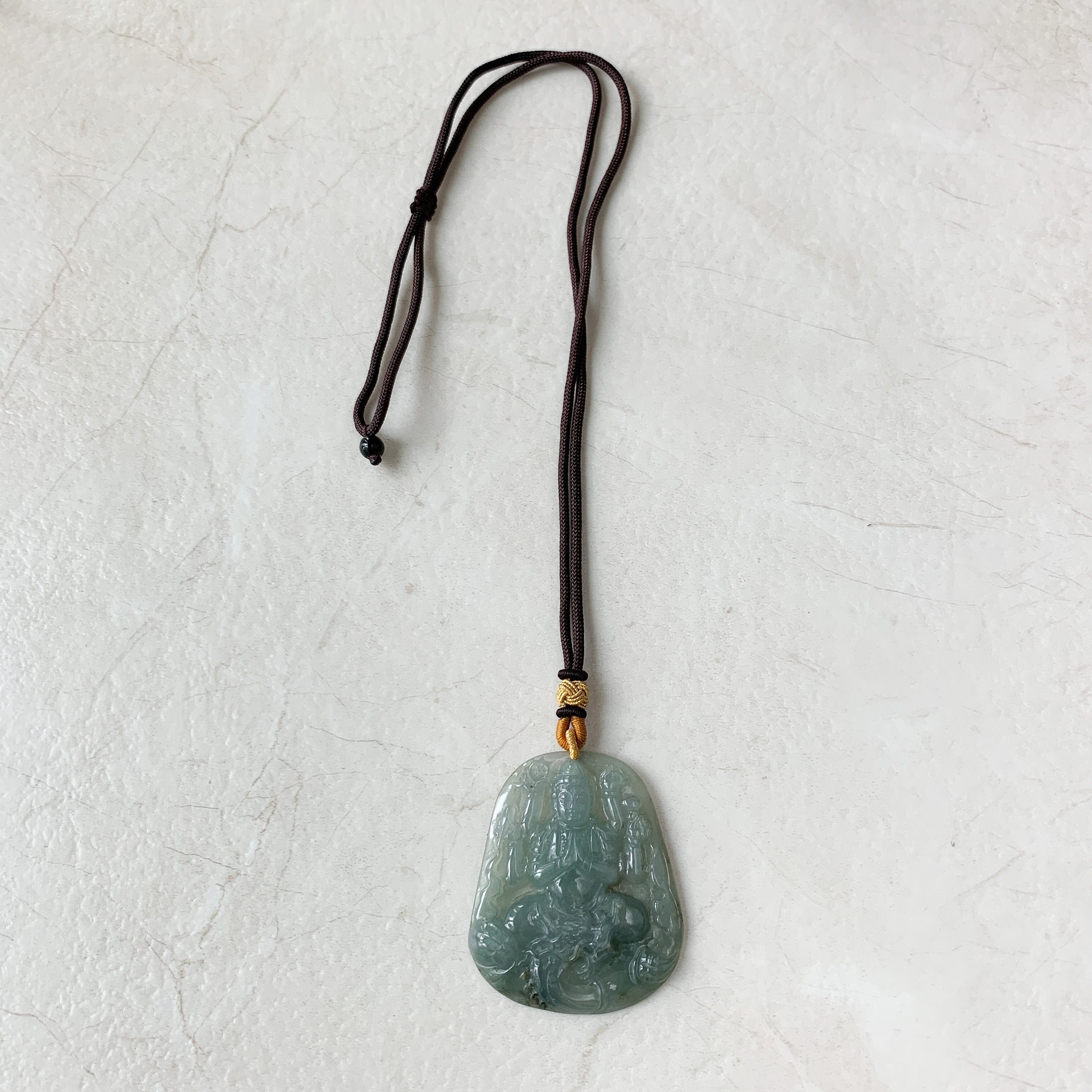 翡翠製観音菩薩千手彫刻ペンダントネックレス、YJ-0321-0420066 - Etsy