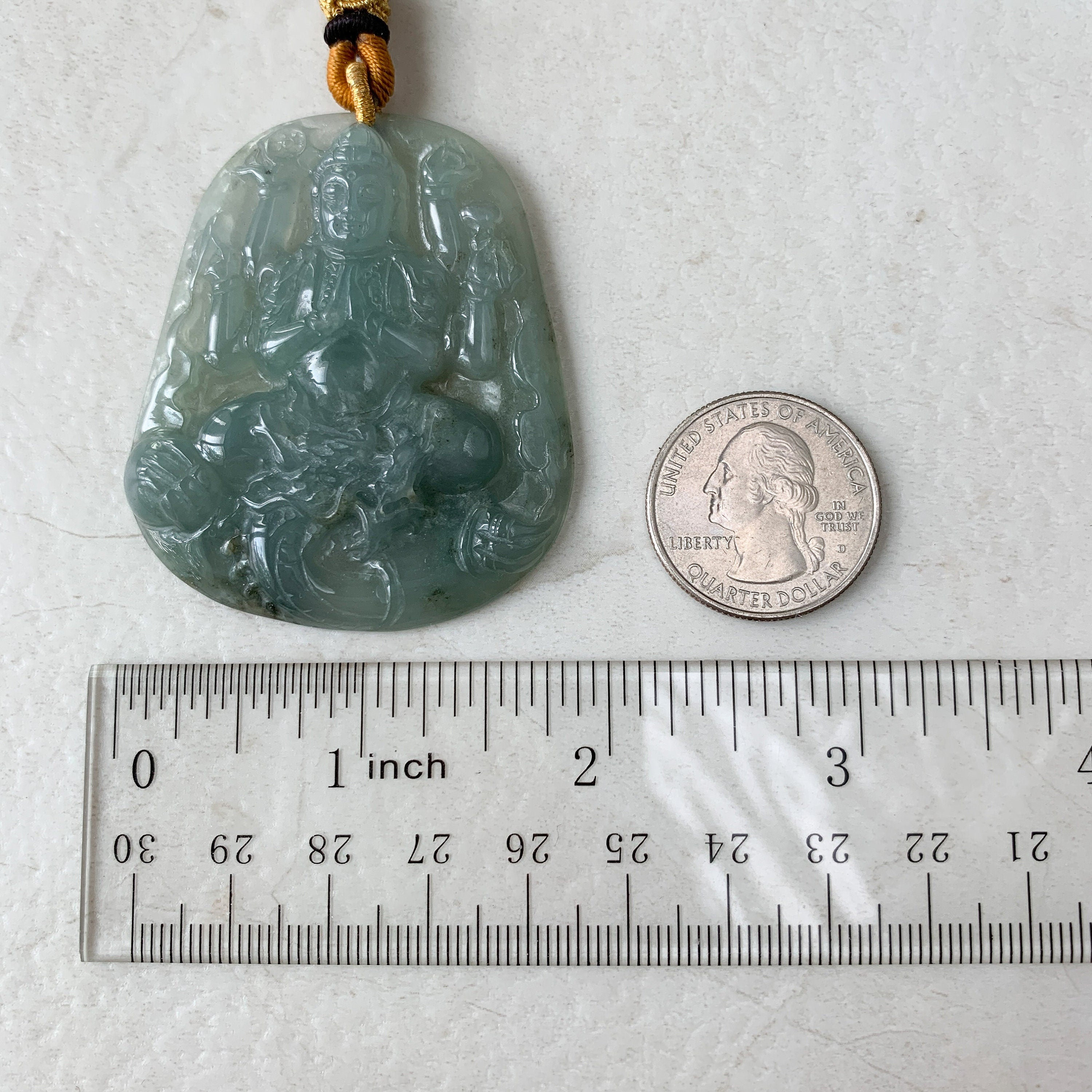 翡翠製観音菩薩千手彫刻ペンダントネックレス、YJ-0321-0420066 - Etsy