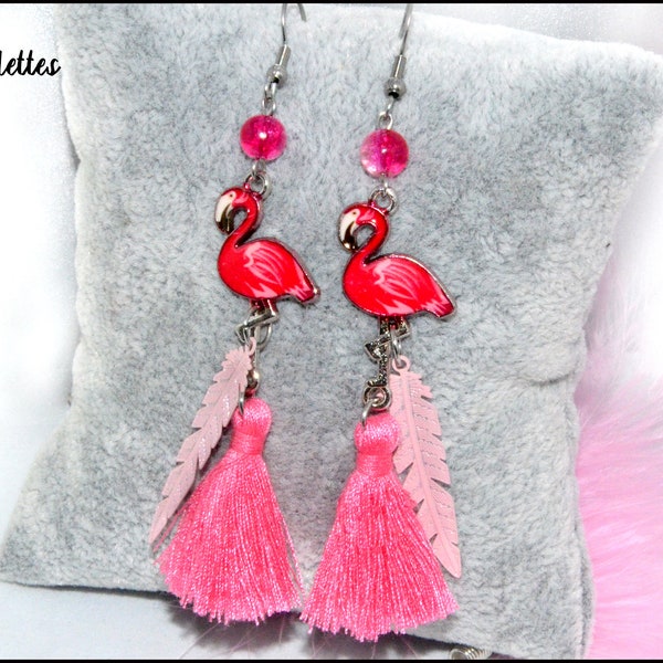 Boucles d oreilles flamants roses en métal émaillé, bijou tropical pour l'été, flamant rose bijou pour femme