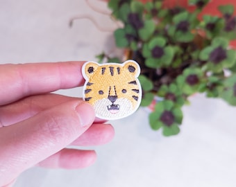 アイロン、刺繍、ワッペン、アイロンがけ、アップリケ、アイロン接着 