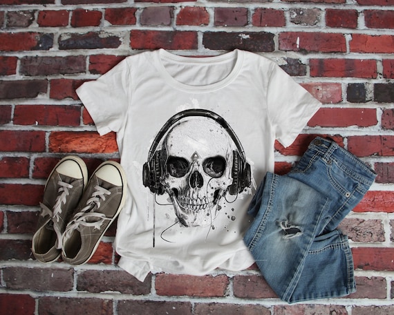 MUSIC Never Sleeps T-Shirt Mens Organic Gift Christmas Skull Hipster Headphones 