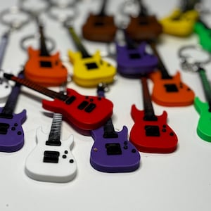 guitar keychain