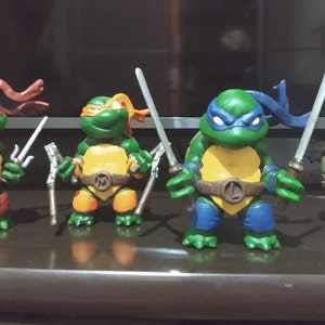Teenage Mutant Ninja Turtles: Figura gigante clásica original de Rafael de  12 pulgadas por Playmates Toys