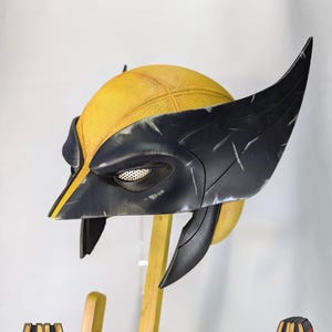 Casco indossabile ispirato a Wolverine – Dipinto a mano / Stampato in 3D / Realizzato su ordinazione
