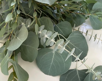 DIY Wedding Greenery // Eucalyptus Mix // DIY wedding eucalyptus bouquet