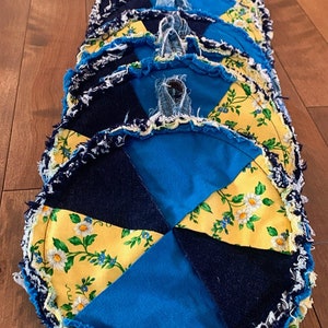 Denim Potholders,Set of 2 Hot pads,Recycled jean potholders,Denim potholders,Jean hot pads,Upcycled  denim hot pads, Homemade Potholders