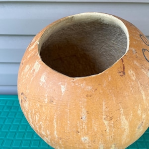 Natural Hand-made full round calabash pots Extra Large sizes.