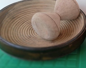 Handmade Wooden Grinding Bowl with Grinder - West African Asanka