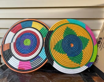 Hand Woven Round Placemat: West African Decor Tray, 20-inch