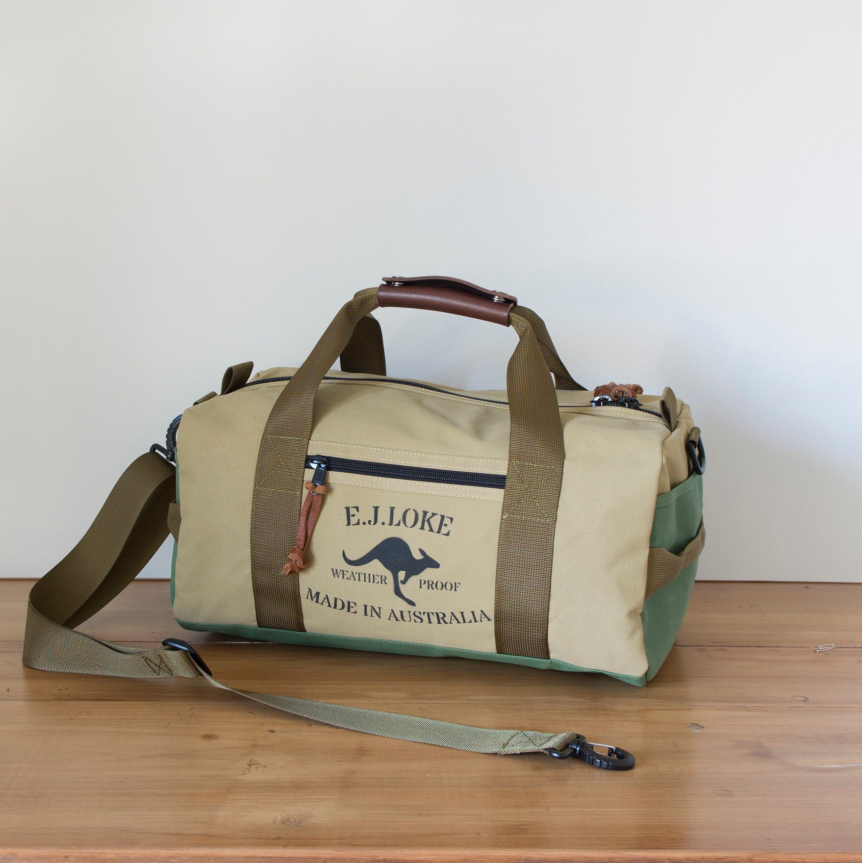 Canvas Duffle Bag Weekender Gym Bag Duffel Bag .hand Made in Australia From Waxed Canvas Personalised With Initials or Name Etsy Canada