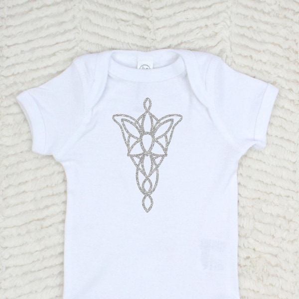 Pendant baby bodysuit - New Dad gift / Baby girl coming home outfit / Arwen Evenstar Pendant