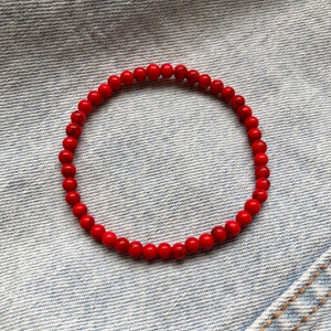 4mm Coral Howlite Bracelet: Smooth Round Stretchy String