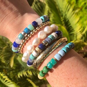 Natural Stone Pony Bead Bracelet: Gold Lurex Cord