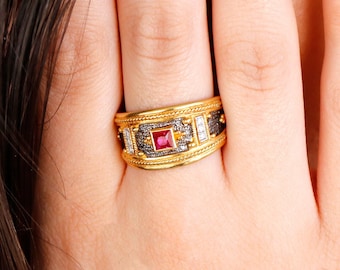 18k Gold Byzantine Ring: Ruby, Emerald, or Sapphire Gemstone