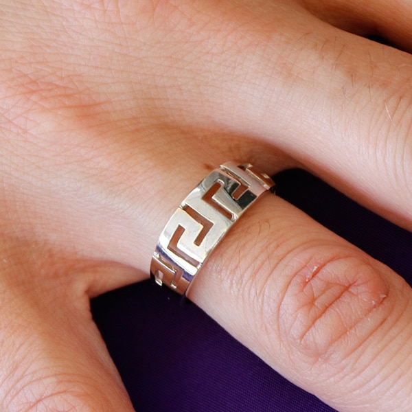 Silver Greek Key Ring for Men and Women. Ancient Greek Meander Design.
