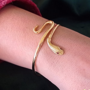 14k Gold Snake Bracelet with Ruby Eyes: Animal Jewelry