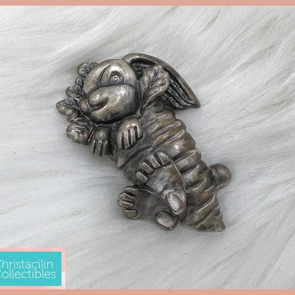 Vintage Jewelry | Bunny Rabbit in Carrot Brooch Pin