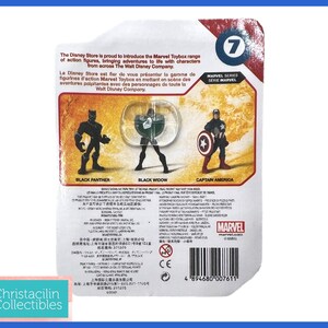 Op de afbeelding: Marvel Toybox actiefigurenset met Black Panther, Black Widow en Captain America. De verpakking bevat het Marvel-serielogo en het nummer 7. The Disney Store presenteert de Marvel Toybox-reeks actiefiguren.