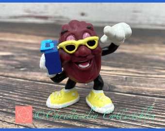 Vintage Toy | 1988 Boom Box California Raisin Figurine