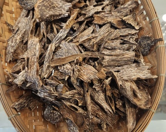 20gr Agarwood (Oud) Mori Triple super - Natural - Free shipping - well-chosen pieces - Strong sweet when heating on charcoal