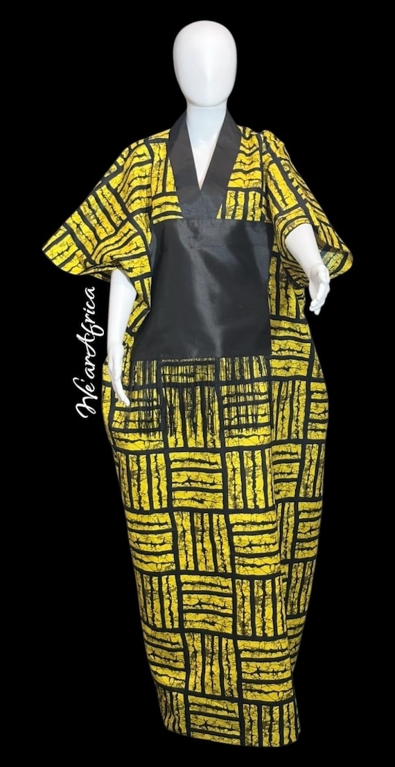 ÀMÒÓ Kaftan, Boubou dress, Maxi dress, Bubu with neck contrast & fringe