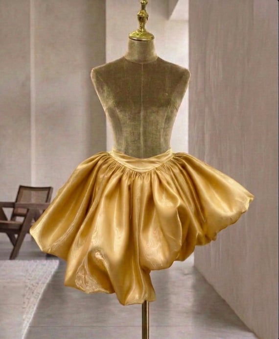 Golden-sweet-yellow Italian Balloon Skirt