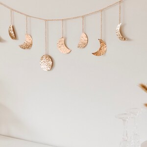 Moon Phase Wall Decor Moon Phase Hanging Garland Moon Bohemian Wall Art Boho Moon Hanging Ornaments with Metal Copper Chains for Wedding Party Home Wall Decorations Silver