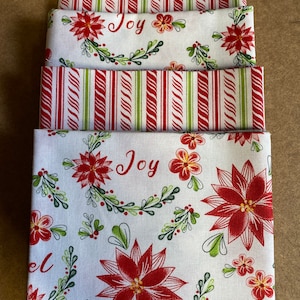 Stuart Hillard Christmas Fat Quarter Bundle x4 Merry and Bright