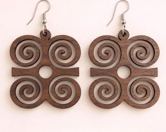 Dwennimmen Statement-Ohrringe aus Holz – Afrikanischer Adinkra-Schmuck, Stärke & Demut