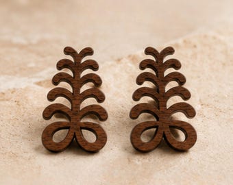 Aya Fern Statement-Ohrringe aus Holz – Afrikanischer Adinkra-Schmuck, Stärke & Widerstandsfähigkeit