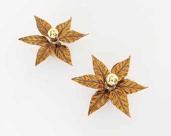 Pair of Vintage Hollywood Regency Brass Flower Wall Light attributed to Willy Daro - Daro Style Floral Wall Lamp