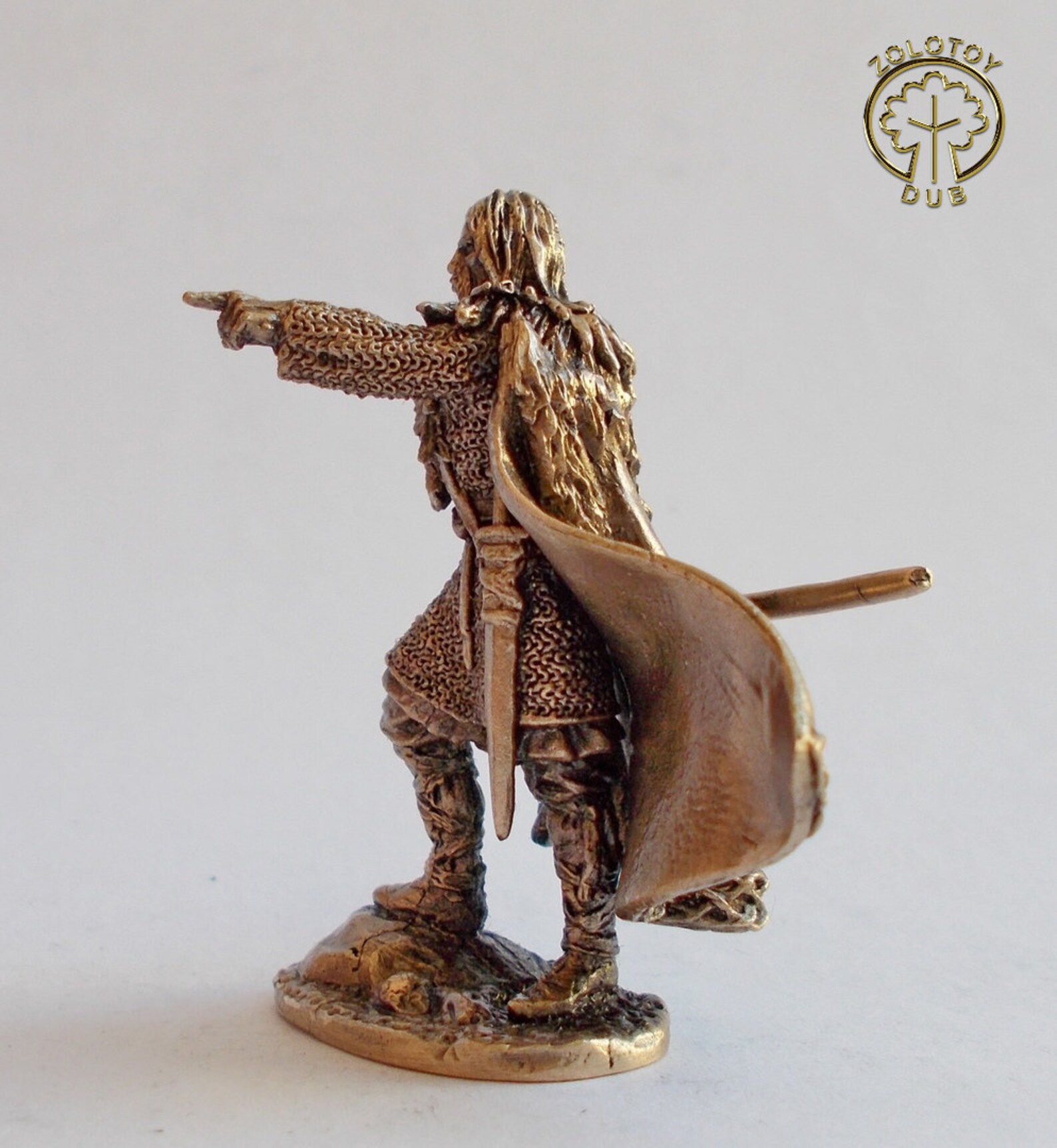 Viking figurine. Viking miniature. DND fighter mini. Jarl Etsy