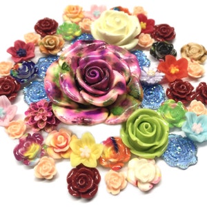 50 pcs Multi Colour Mix Sizes Flower Resin Cabochons