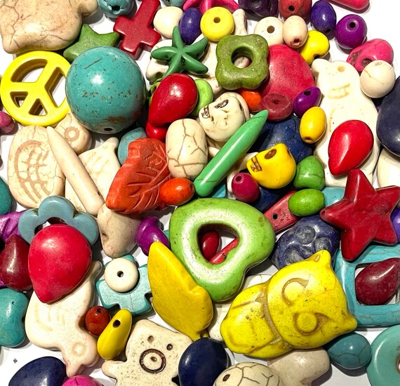 200g Mix Colour Mix Sizes 8mm-30mm Howlite Pendants, Charms & Beads