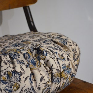 Round cushion 40cm HANDMADE in FRANCE pleated blockprint floral cotton image 2