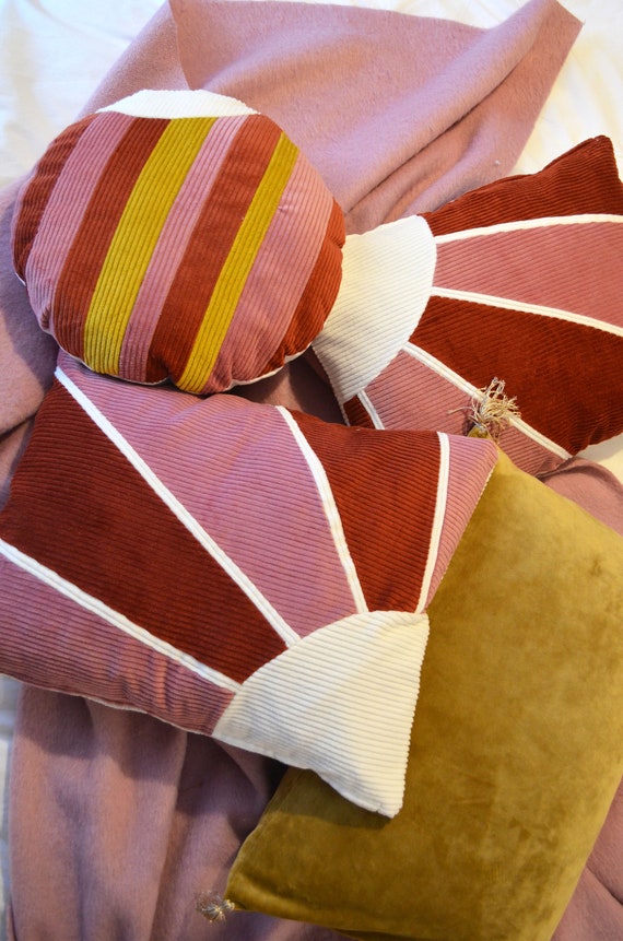 maid France cushion ドガ Round Cushion 40cm - HANDMADE in FRANCE - Corduroy Patchwork