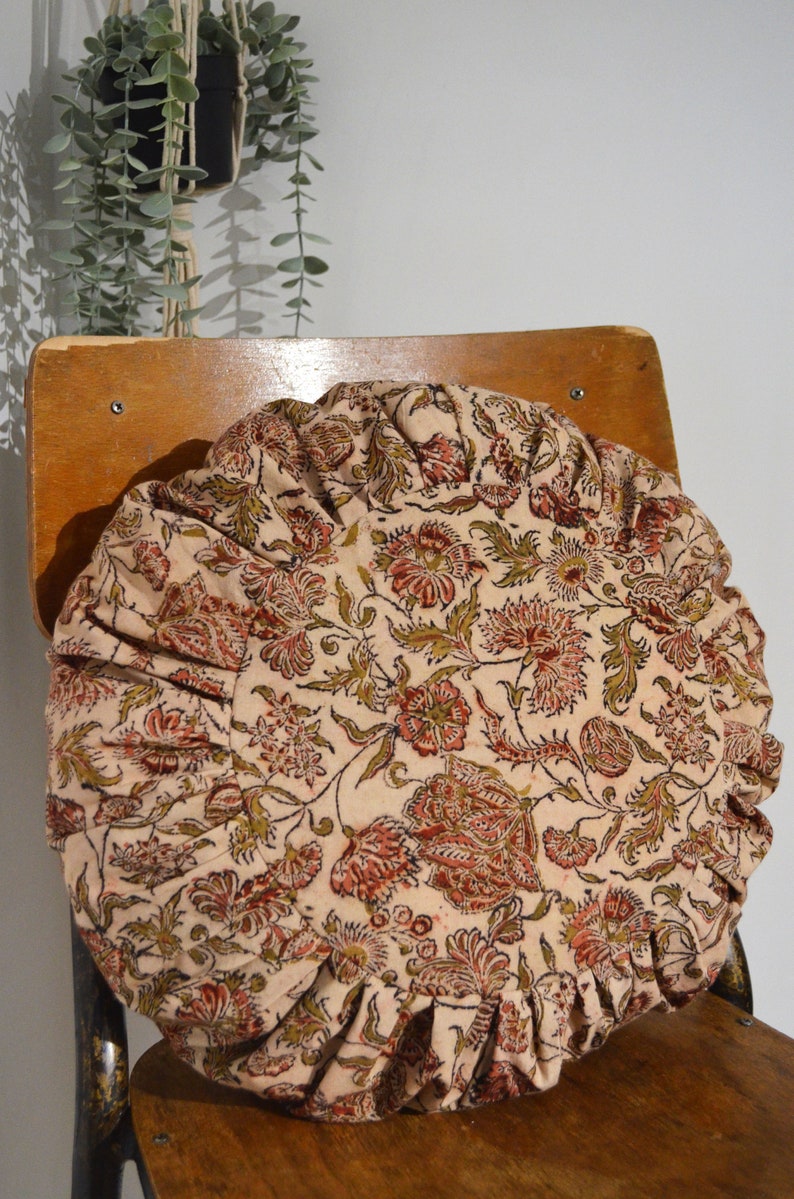 Round cushion 40cm HANDMADE in FRANCE pleated blockprint floral cotton Rose