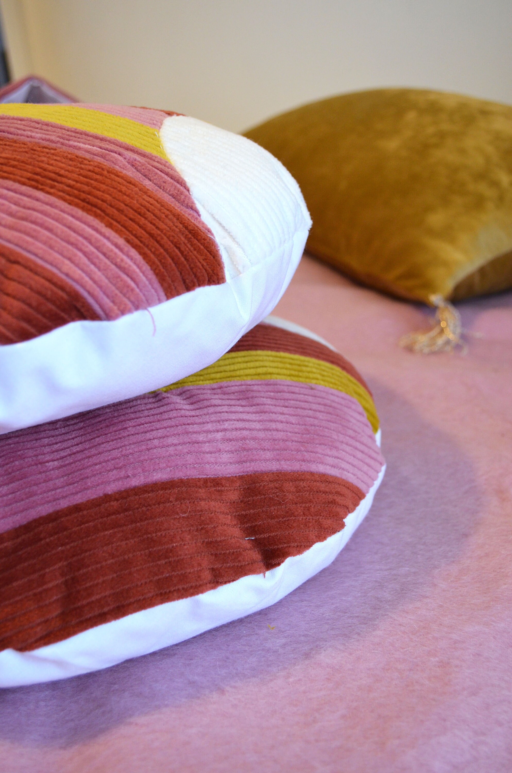 maid France cushion ドガ maid France cushion ドガ France Hand-Embroidered Pillow