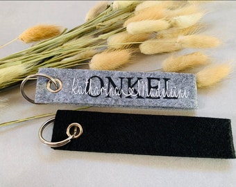 Personalized felt keychain - perfect Christmas gift for aunt or uncle