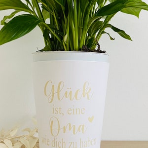 Flowerpot including the lettering Happiness is having a grandma like you in your desired color perfect gift for grandma image 9
