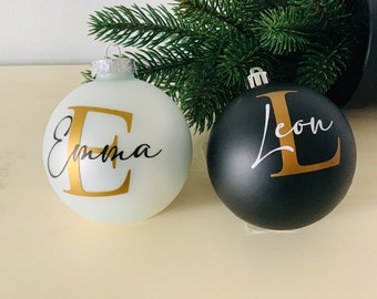 Christmas bauble stickers in various colors and fonts - the perfect Christmas gift!
