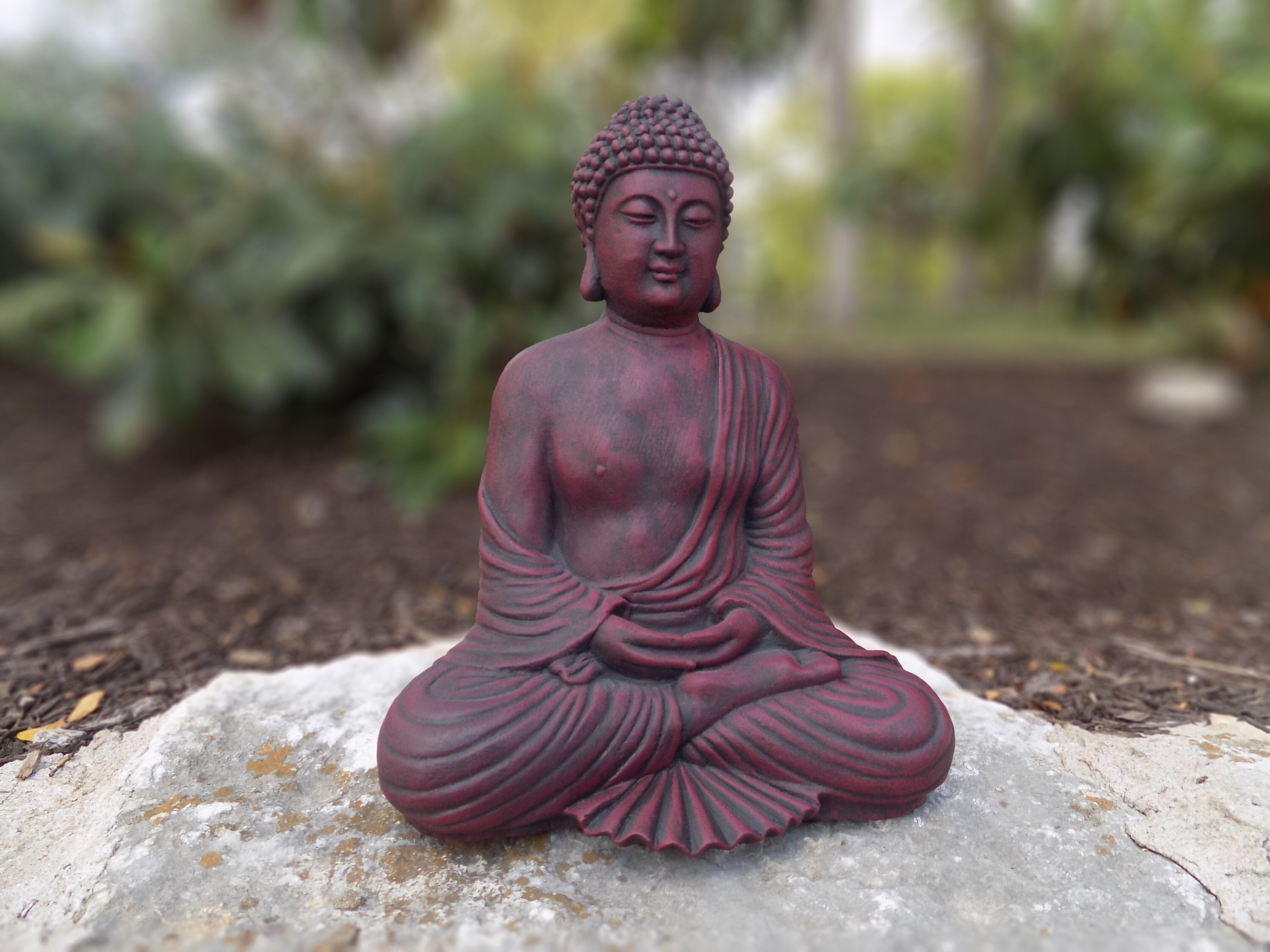 彫刻・オブジェ Buddha Statue Red Meditation Buddha Concrete Statue - Home or Garden Decor