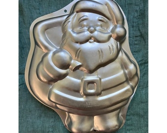 VTG ‘93 Wilton Cake Pan Santa’s Treasures 2105-9338 Santa Claus Mold Christmas