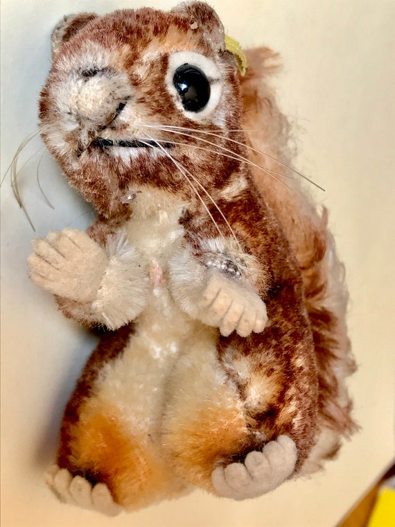 シュタイフ★Perri Squirrel★Disney Edi.リスのペリ/栗鼠 シュタイフ☆Perri Squirrel☆Disney Edi.リスのペリ/栗鼠