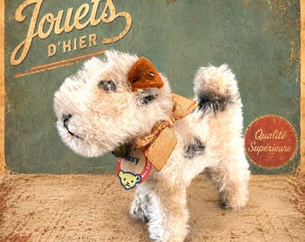 Steiff Molly Dog 1927 Replica: Limited Edition Mohair Collectible