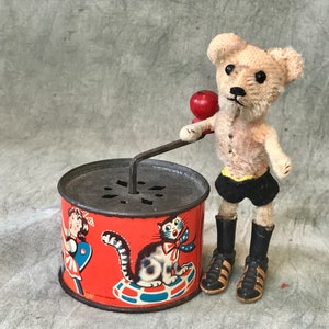 Super cute Schuco mascot football bear Hegi