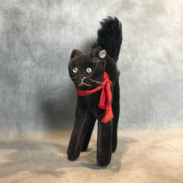 Steiff   Black Tom Cat with button