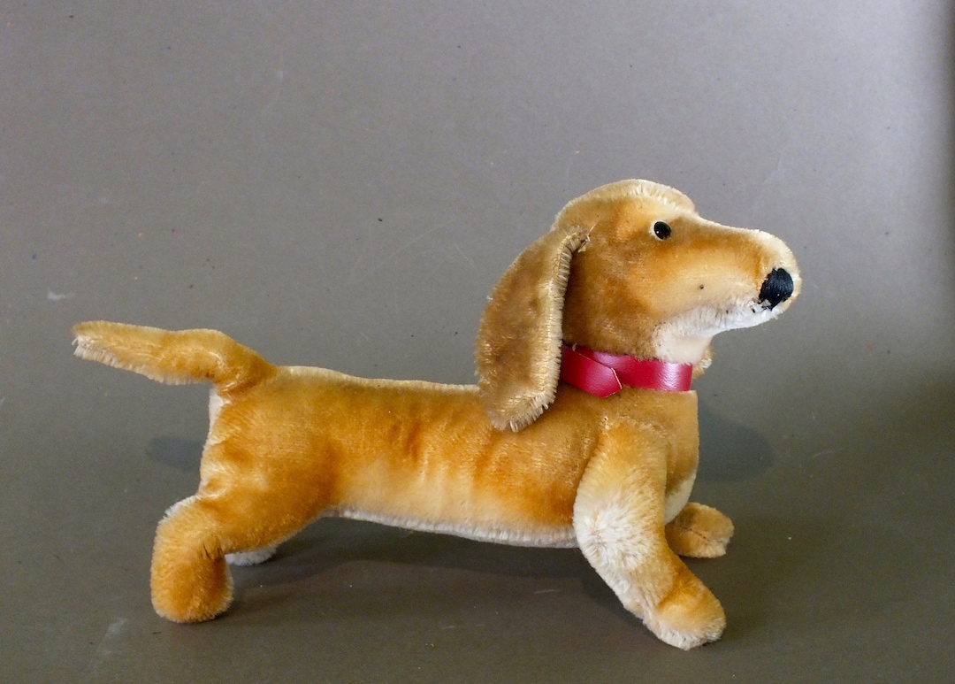 Steiff hotsell dachshund dog